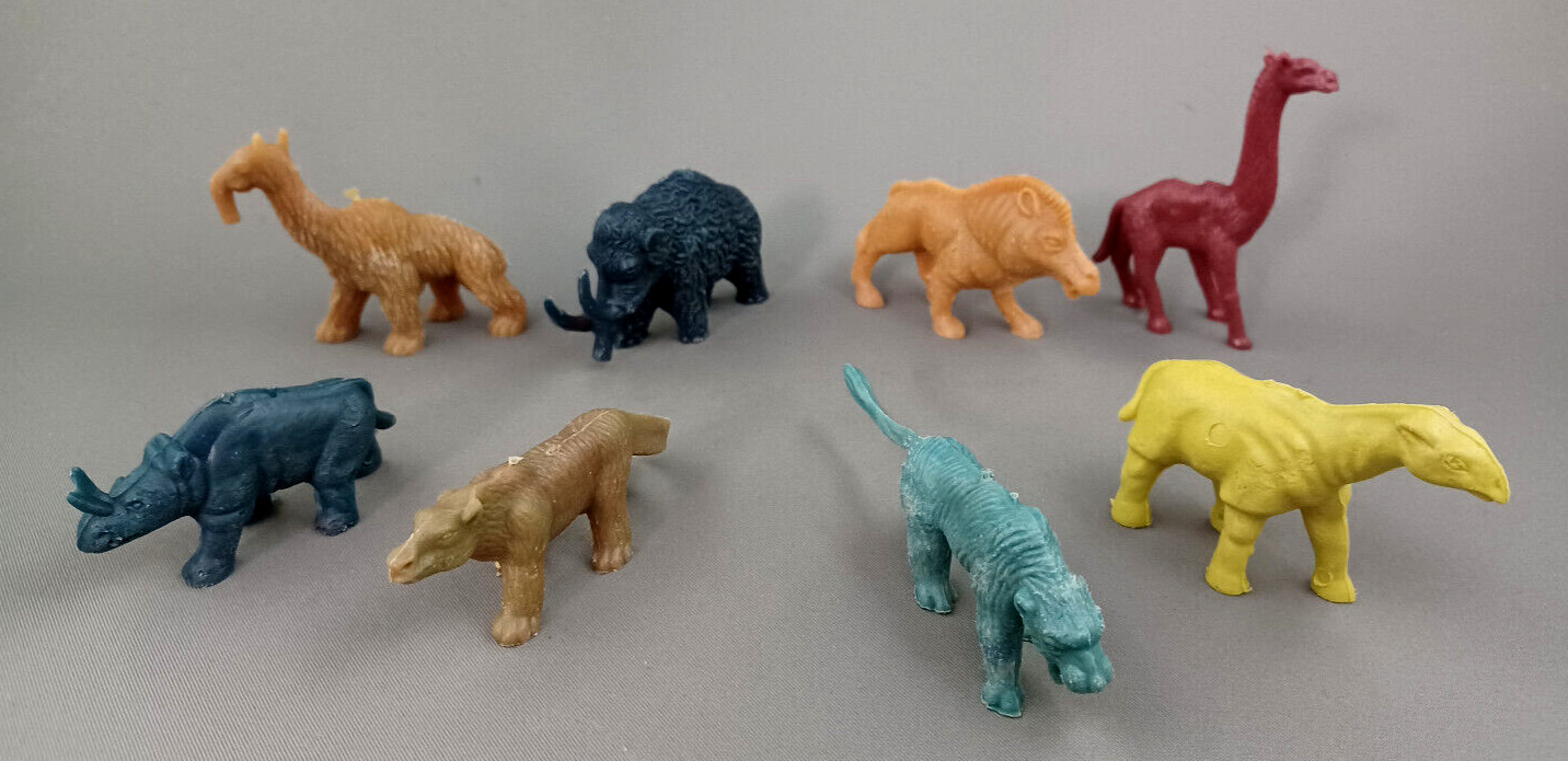 Complete Set 0f 8 Nabisco Prehistoric Mammals Plastic Reissue Vintage Dinosaur